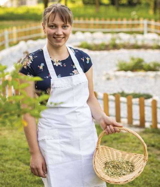 Zeliščne zgodbe s Kmetije Kozmu